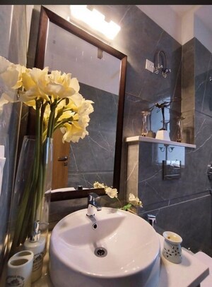Bathroom in 3 BHK Builder Floor at Ardee City, Sector 52 – for Rent