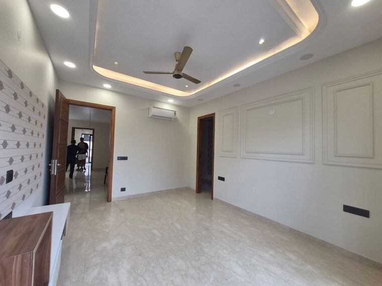 Room, south city 1 3 Bedroom 2500 Sq.Ft. Builder Floor In South City 1 Gurgaon 10684099