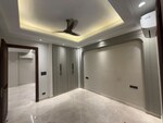 3 BHK +  2500 Sq.Ft. Builder Floor in South City 1