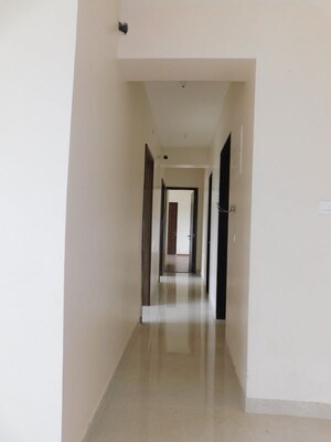 Building Lobby in 3 BHK Apartment at Sheth Montana, Mulund West – for Rent