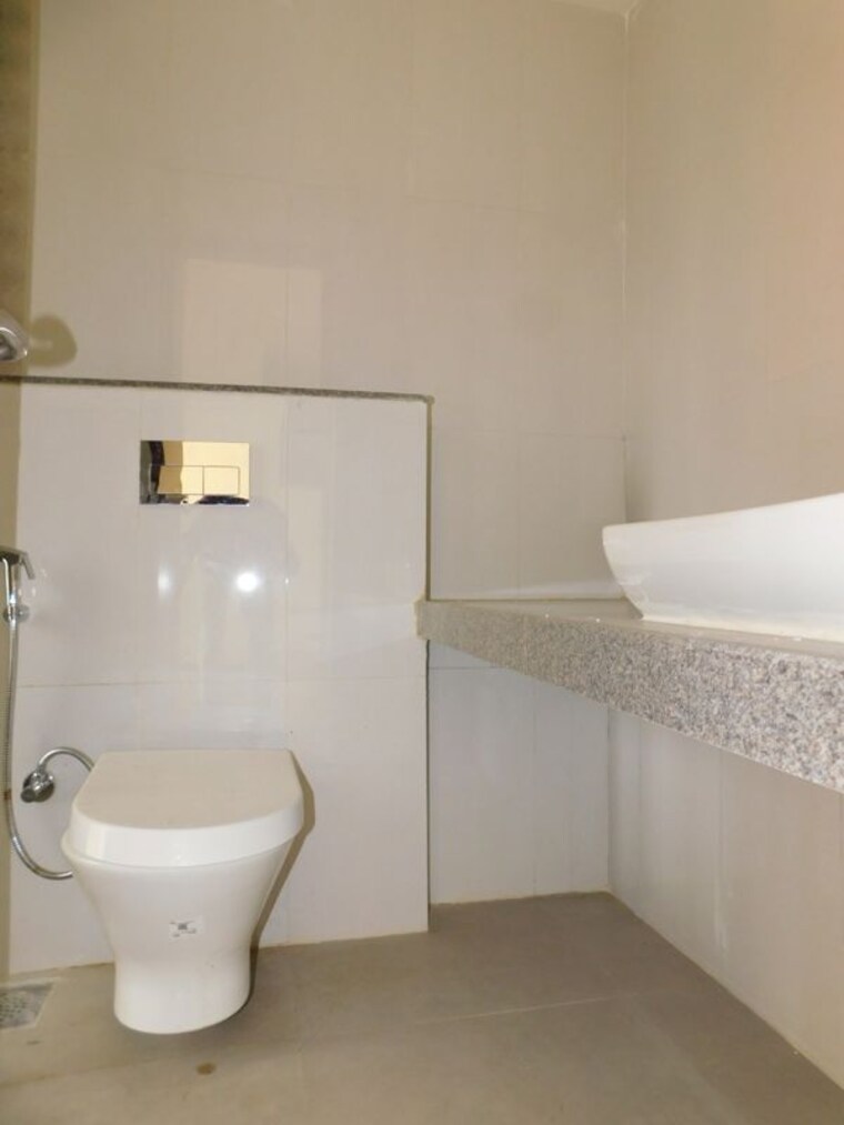 Bathroom, sheth-montana 3 Bedroom 988 Sq.Ft. Apartment In Mulund West Mumbai 10684101