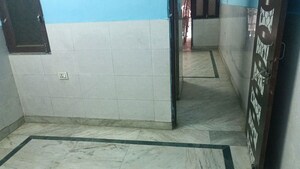 Room in 1 BHK Builder Floor at Vaishali Sector 3 – for Rent