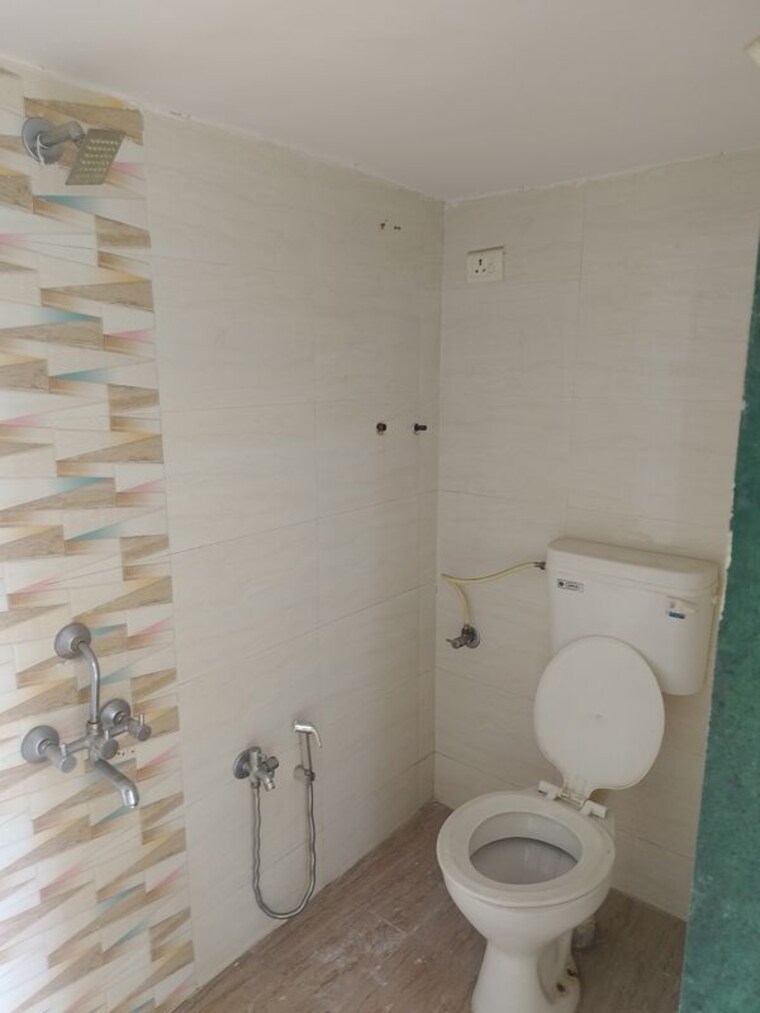 Bathroom, heramb-heights 1 Bedroom 546 Sq.Ft. Apartment In Kalwa Thane 10684136