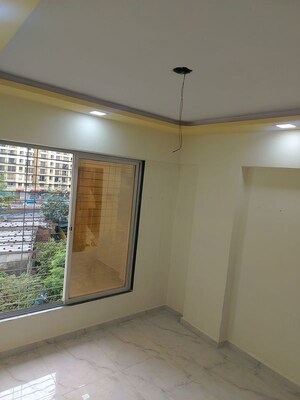 Room in 1 BHK Apartment at Heramb Heights, Kalwa – for Rent