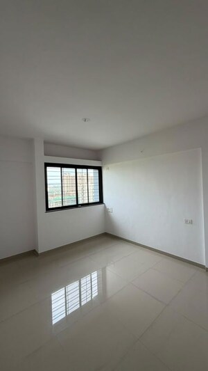 Room in 2 BHK Apartment at Sanjeevani Prestige Avenue, Baner Pashan Link Road – for Rent