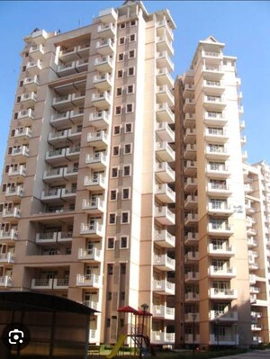 2 BHK Apartment For Rent in SRS Residency, Sector 88