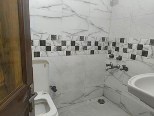 Bathroom in 6 BHK Independent House at RWA Apartments Sector 40, Sector 40 – for Rent