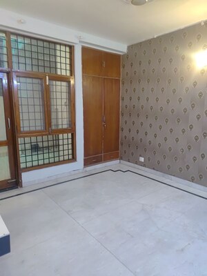Balcony in 5 BHK Independent House at RWA Apartments Sector 47, Sector 47 – for Rent