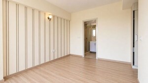 Room in 3 BHK Apartment at DLF Regal Gardens, Sector 90 – for Sale