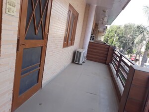 Balcony in 2 BHK Independent House at Sector 14 – for Rent