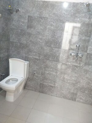 Bathroom in 2 BHK Independent House at Sector 14 – for Rent