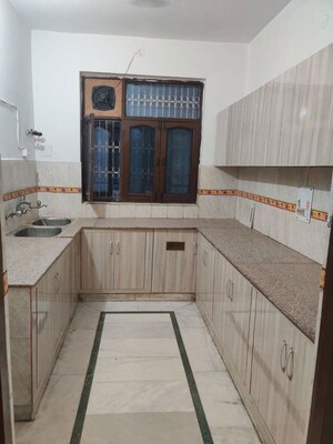 2 BHK Independent House For Rent in Sector 14