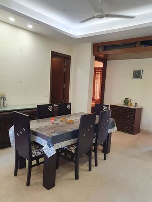 Team Area in 2 BHK Independent House at Sector 14 – for Rent