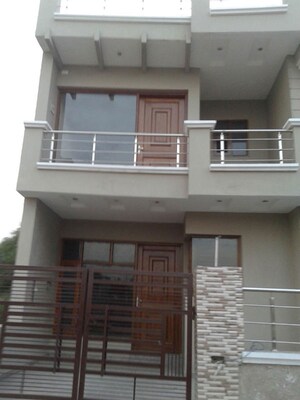2 BHK Independent House – Exterior View View at Sector 14 - for Rent