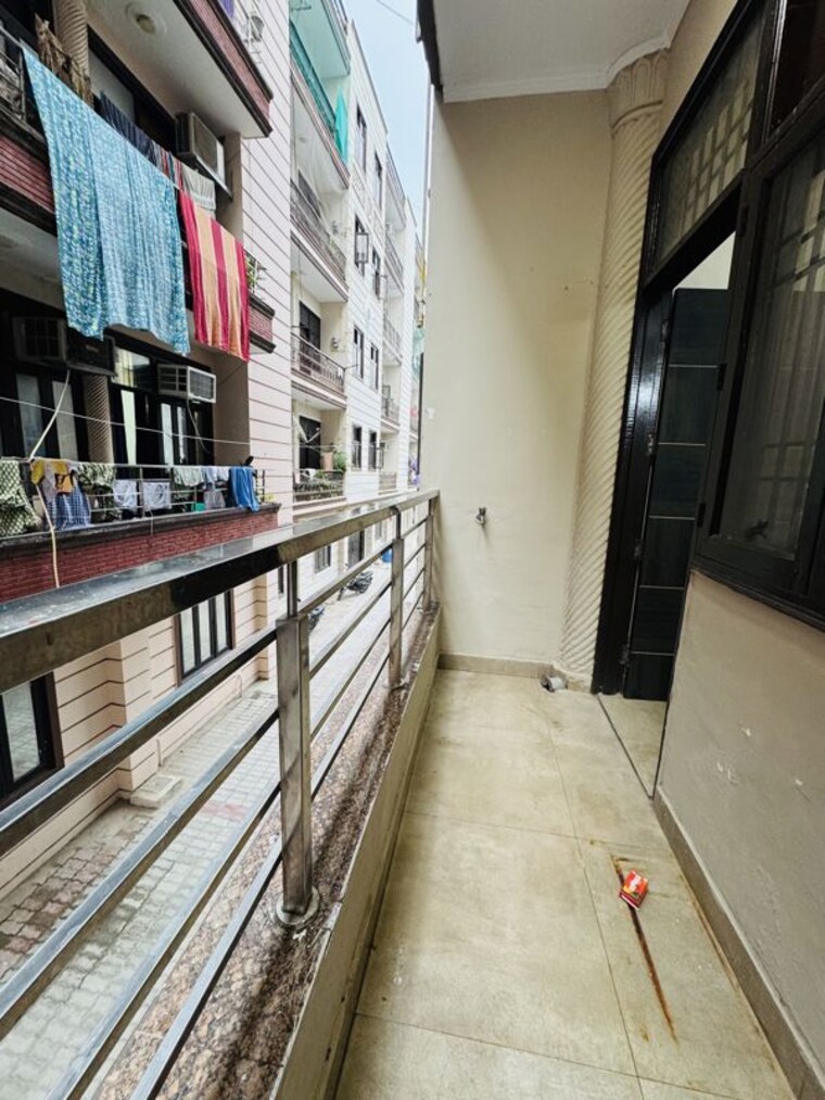 Balcony, palm-residency-chhatarpur 1 Bedroom 500 Sq.Ft. Apartment In Chattarpur Delhi 10684276