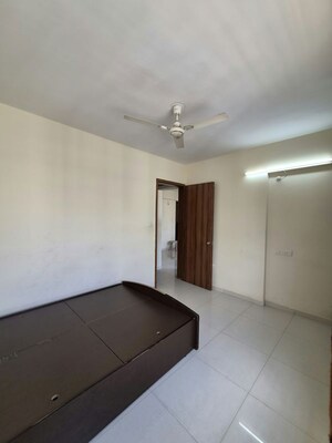 Room in 1 BHK Apartment at Magnum lifestyle, Dhanori – for Rent