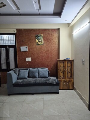 3 BHK Builder Floor For Rent in Maan Heights, Gaur City 1
