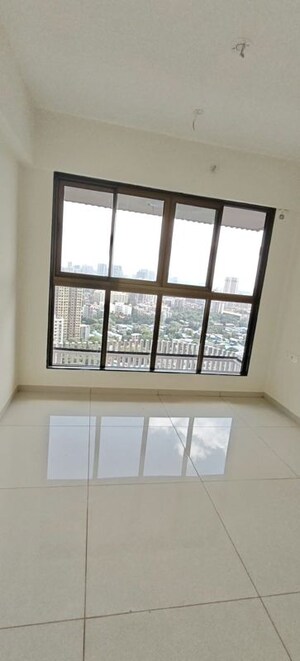 Room in 2 BHK Apartment at Chandak 34 Park Estate D Wing, Goregaon West – for Rent