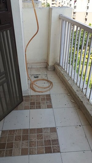 Bathroom in 3 BHK Apartment at Gulmohur Garden, Raj Nagar Extension – for Rent