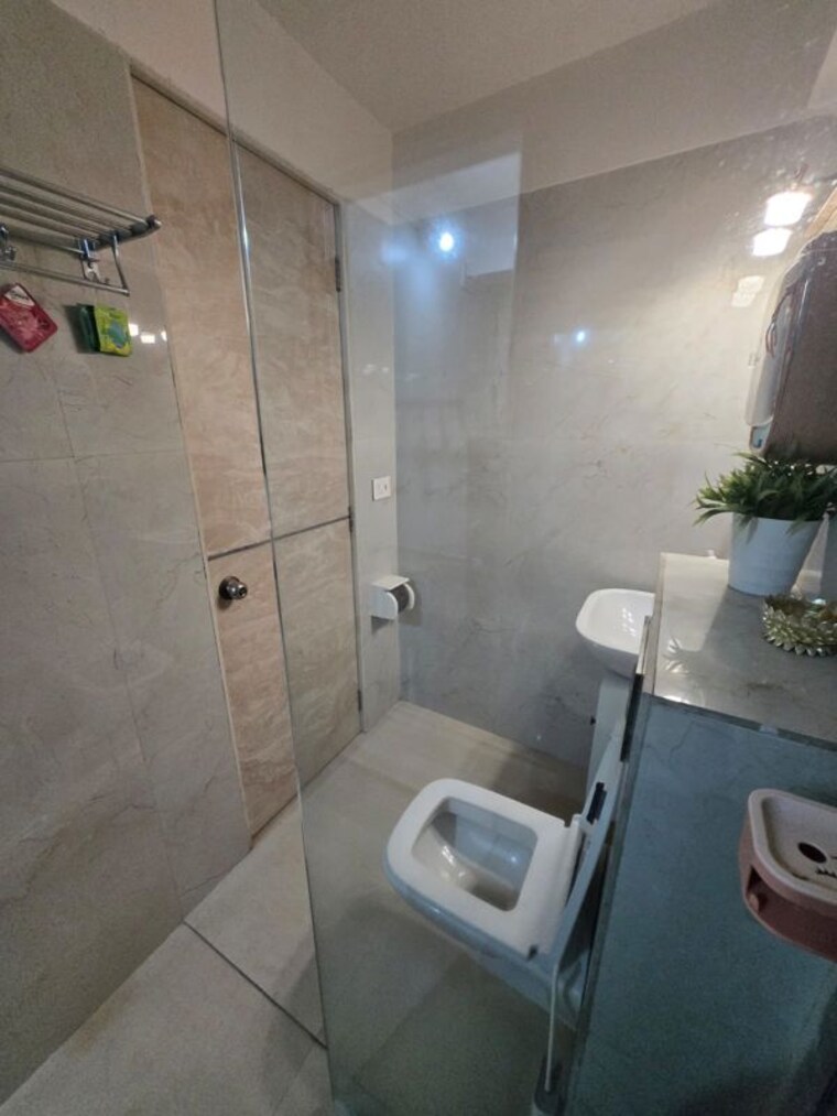 Bathroom, tricity-montview 2 Bedroom 645 Sq.Ft. Apartment In Sanpada Navi Mumbai 10684349