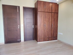 3 BHK Builder Floor For Sale in Sushant Lok I