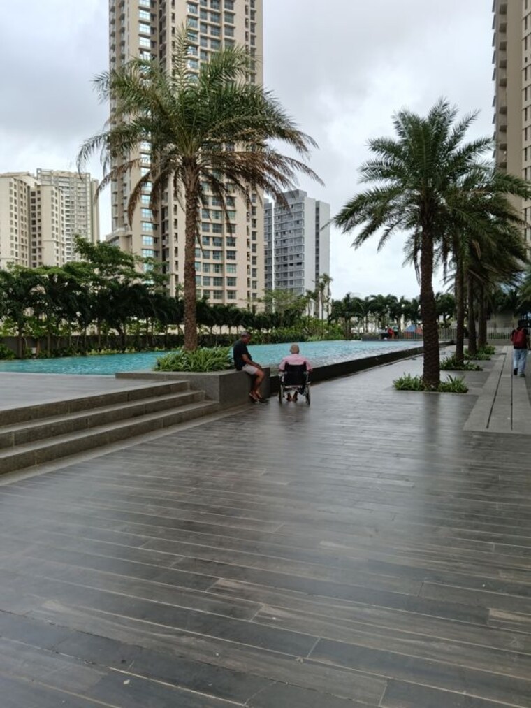 Swimming Pool, sheth-auris-serenity-tower-3 2 Bedroom 805 Sq.Ft. Apartment In Malad West Mumbai 10684409