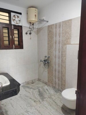 Bathroom in 3 BHK Builder Floor at Sector 43 – for Rent