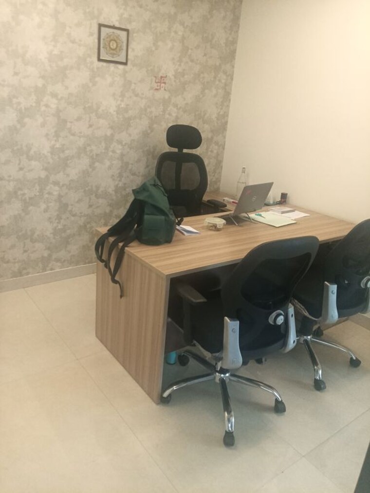 Team Area, spaze-itech-park Commercial Office Space 635 Sq.Ft. In Sector 49 Gurgaon 10684443