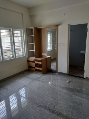 Room in 3 BHK Builder Floor at Basaveshwara Nagar – for Rent