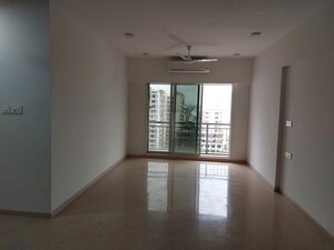 Room in 3 BHK Apartment at Sunteck Signia Pearl, Bandra Kurla Complex – for Rent