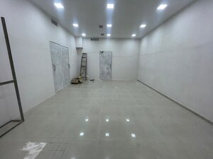 Room in  Office Space at Rustomjee Eaze Zone Mall, Malad West – for Rent