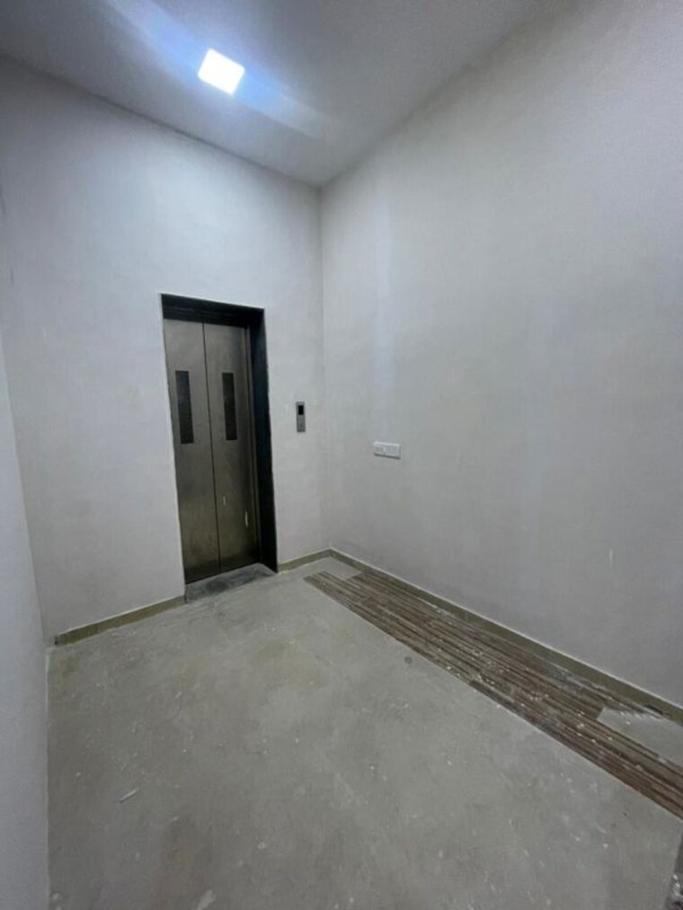 Room, rustomjee-eaze-zone-mall Commercial Office Space 788 Sq.Ft. In Malad West Mumbai 10684461