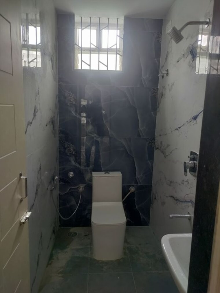 Bathroom, basaveshwara nagar 2 Bedroom 1200 Sq.Ft. Builder Floor In Basaveshwara Nagar Bangalore 10684468