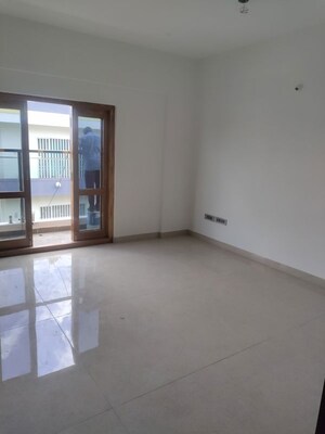 Room in 3 BHK Builder Floor at Rajaji Nagar – for Rent