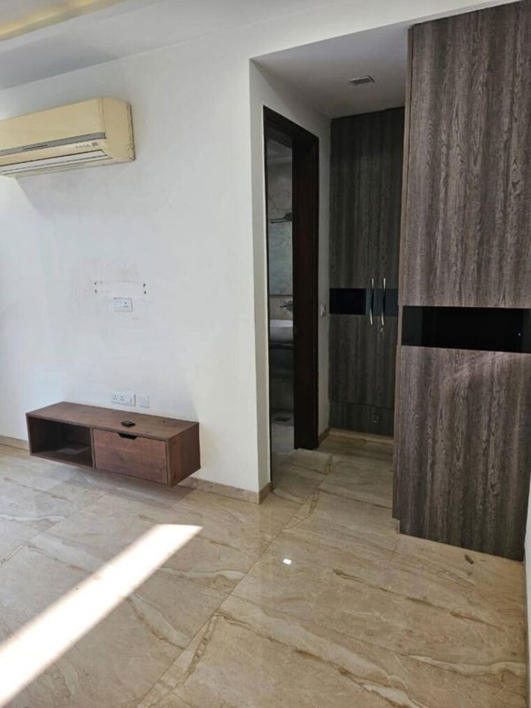 Room, sushant-lok-3 3 Bedroom 2100 Sq.Ft. Builder Floor In Sector 57 Gurgaon 10684513