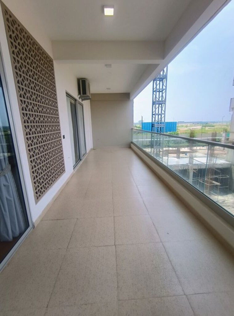 Balcony, aurum-alumni-bliss 3.5 Bedroom 2200 Sq.Ft. Apartment In Sector 22d Yamuna Expressway Greater Noida 10684518