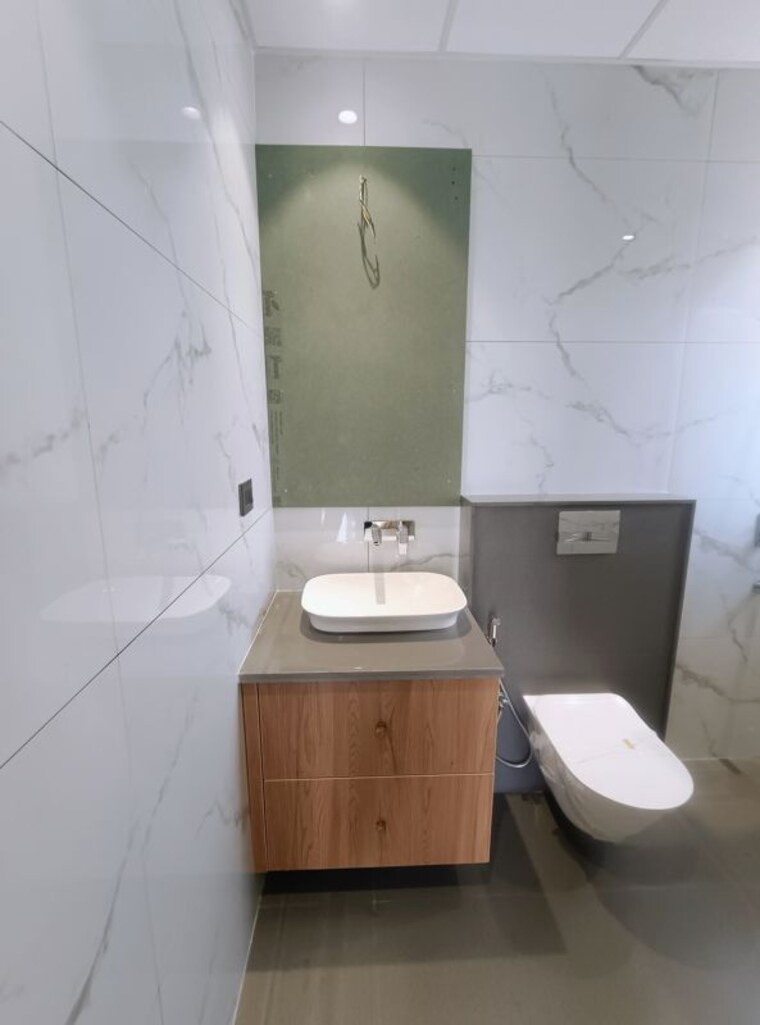 Attached Bathroom, aurum-alumni-bliss 3.5 Bedroom 2200 Sq.Ft. Apartment In Sector 22d Yamuna Expressway Greater Noida 10684518