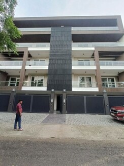 3.5 BHK Builder Floor For Sale in Palam Vihar