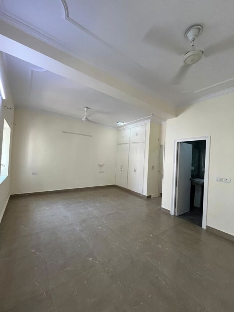 Room, sheikh sarai 3 Bedroom 1800 Sq.Ft. Builder Floor In Sheikh Sarai Delhi 10684553