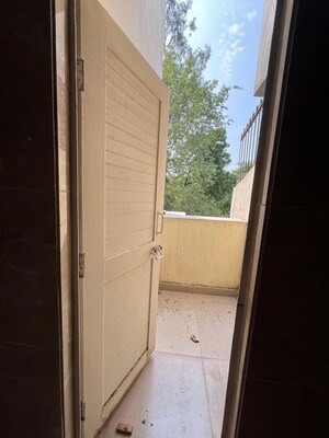 Bathroom in 3 BHK Builder Floor at Sheikh Sarai – for Rent