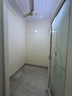 Bathroom in 3 BHK Builder Floor at Sheikh Sarai – for Rent
