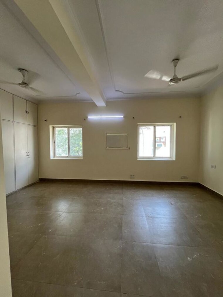 Room, sheikh sarai 3 Bedroom 1800 Sq.Ft. Builder Floor In Sheikh Sarai Delhi 10684553
