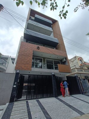3 BHK Builder Floor For Sale in Sector 23