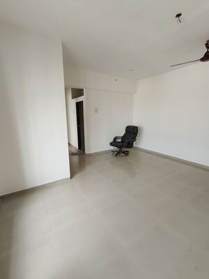 Room in 1 BHK Apartment at Raunak Bliss, Ghodbunder Road – for Rent