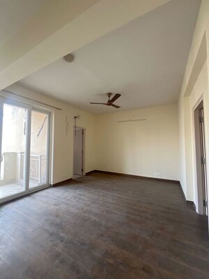 3 BHK Builder Floor For Rent in Sector 21