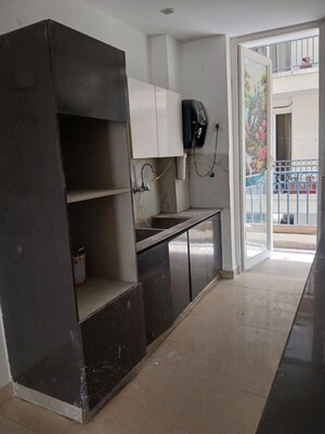 Kitchen in 3.5 BHK Apartment at Roseate Homes, Ghazipur – for Sale