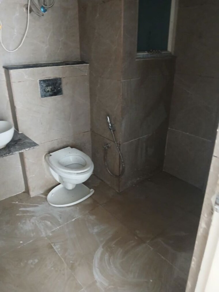 Bathroom, roseate-homes 3.5 Bedroom 1900 Sq.Ft. Apartment In Ghazipur Zirakpur 10684562