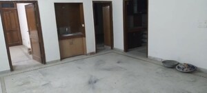 Room in 2 BHK Independent House at Sector 14 – for Rent
