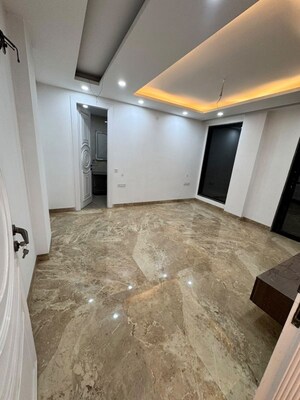 Bedroom in 4 BHK Builder Floor at Palam Vihar – for Sale