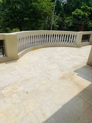 Balcony in 2 BHK Independent House at Sector 14 – for Rent